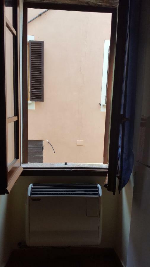 Via Della Posterna Appartement Spoleto Buitenkant foto